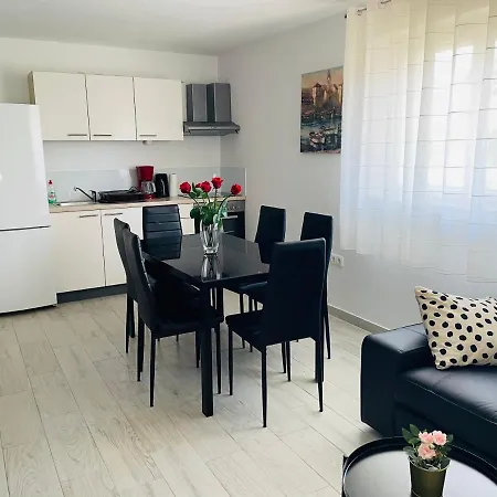 Paulina * Трогир